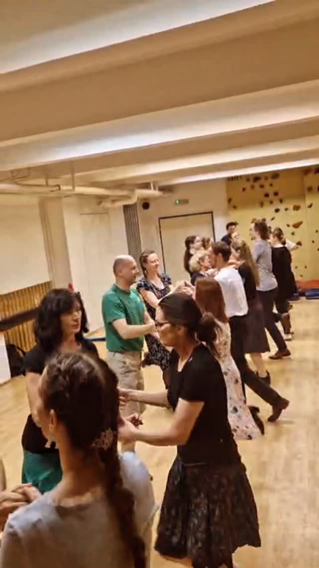 Nahlédněte na Instagram